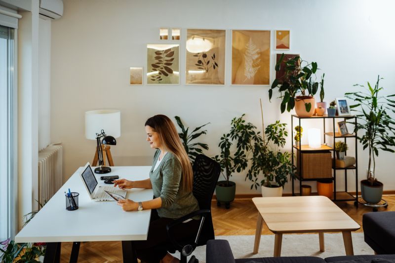 Hybrid Collaboration & Virtual Meetings